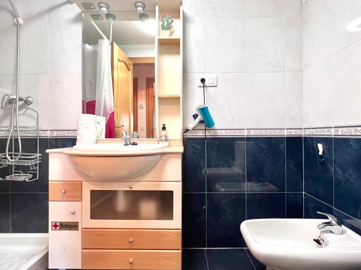 Ferienwohnung Housingleon- Casa Oliva Con Garaje Exterior foto
